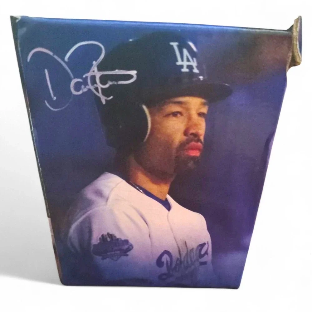 Los Angeles Dodgers Dave Roberts Sliding Bobblehead SGA 2023